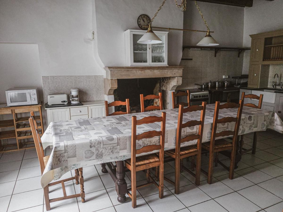 LA LAUJÈRE IVIE - Gîte&Piscine privative Saint-Hilaire-du-Bois  Esterno foto